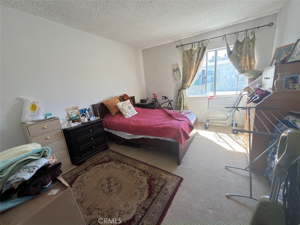 5460 White Oak Avenue E225 Property Photo 4