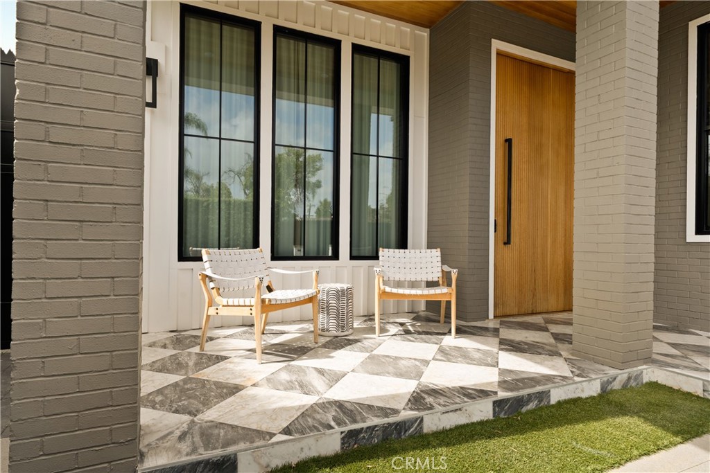 5001 Newcastle Property Photo 6
