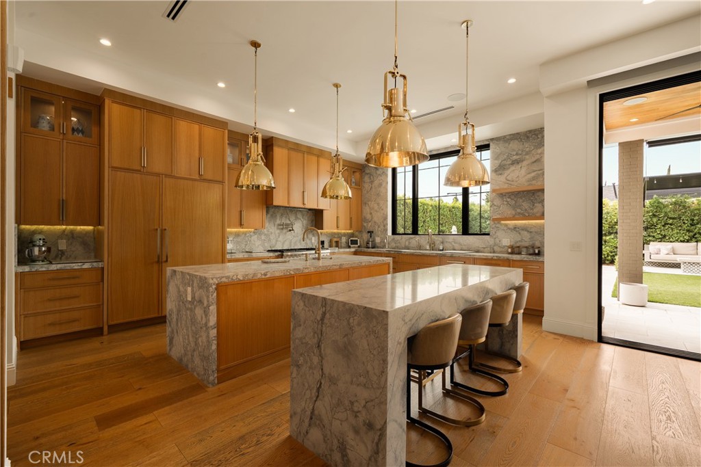 5001 Newcastle Property Photo 28