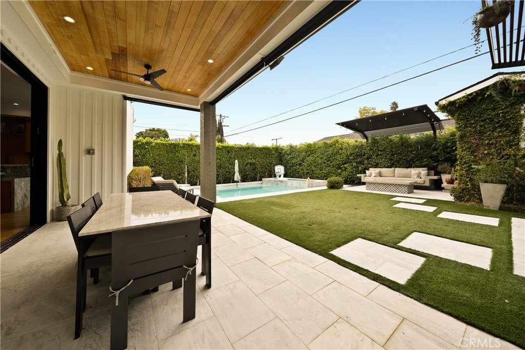 5001 Newcastle Property Photo 31