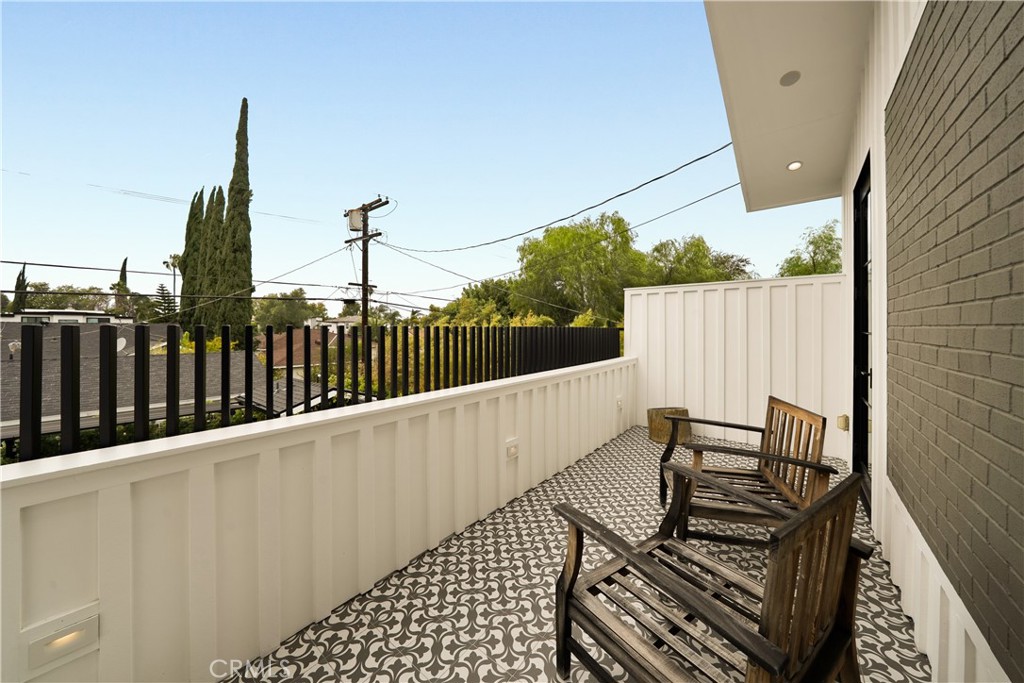 5001 Newcastle Property Photo 48