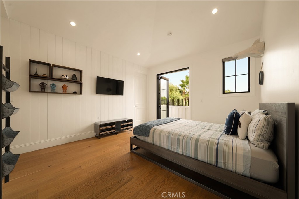 5001 Newcastle Property Photo 54
