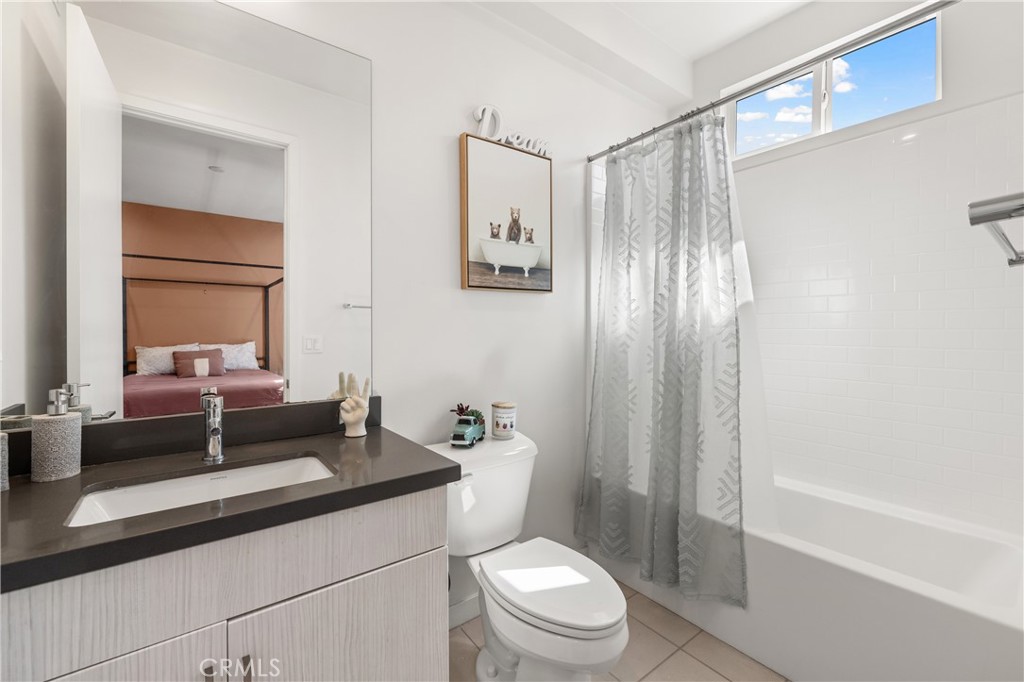 14115 W Monroe Place Property Photo 14