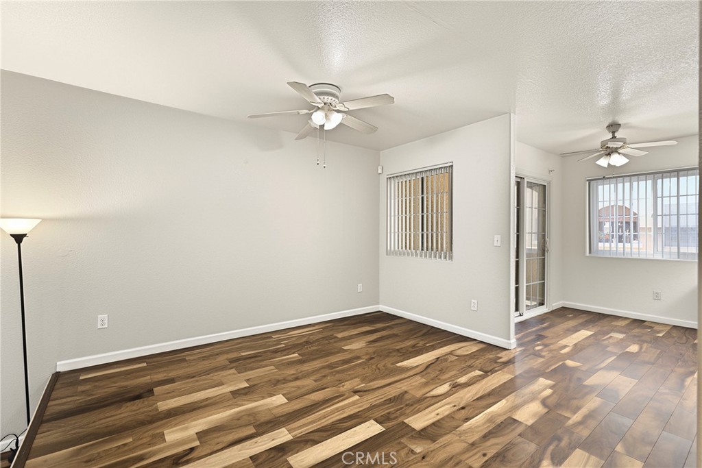1727 W 149th Street E Property Photo 9