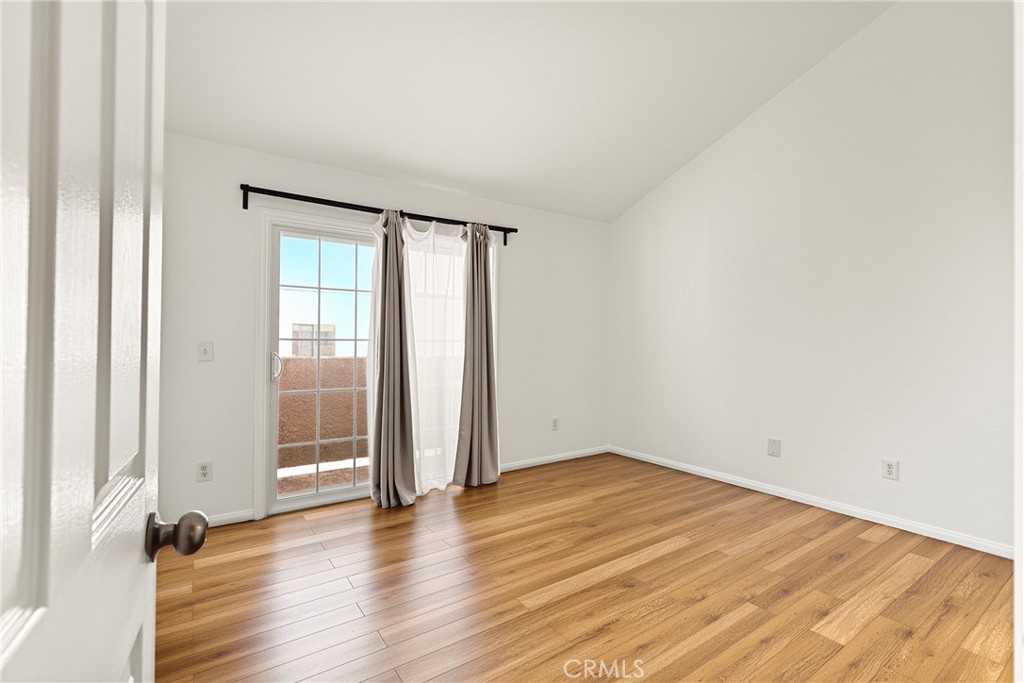 1727 W 149th Street E Property Photo 19