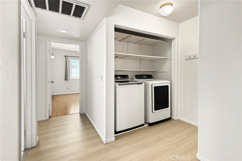 1727 W 149th Street E Property Photo 25