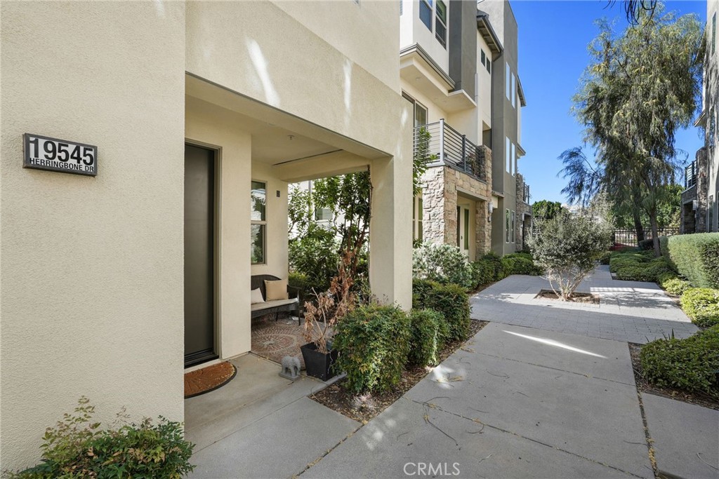 19545 Herringbone Drive Property Photo 7