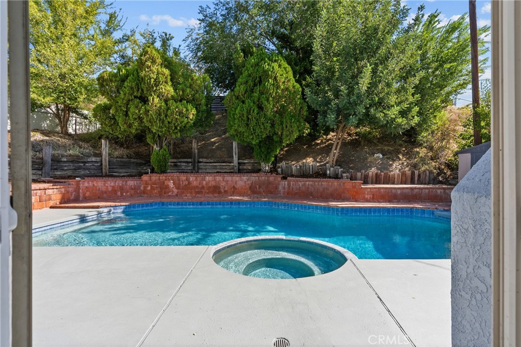 24716 Fain Property Photo 31