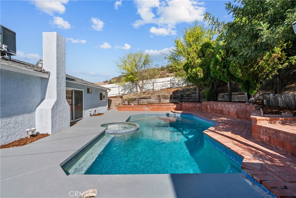 24716 Fain Property Photo 33