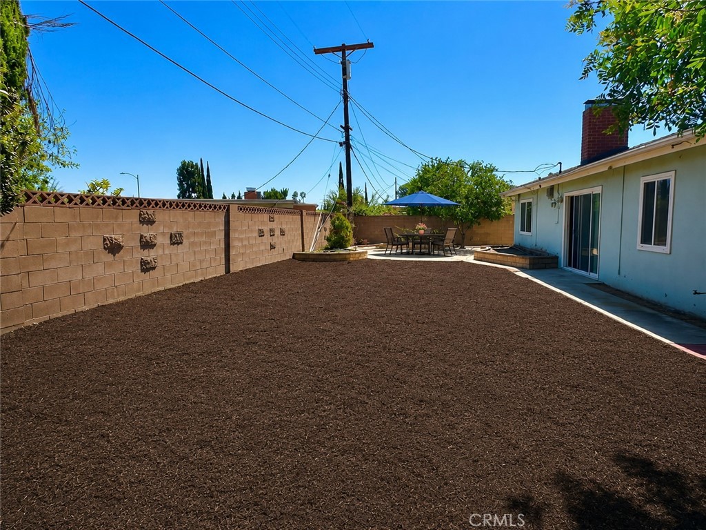 20355 Itasca Street Property Photo 13