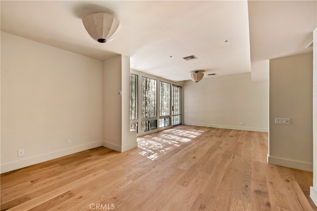 12049 Iredell Street Property Photo 25