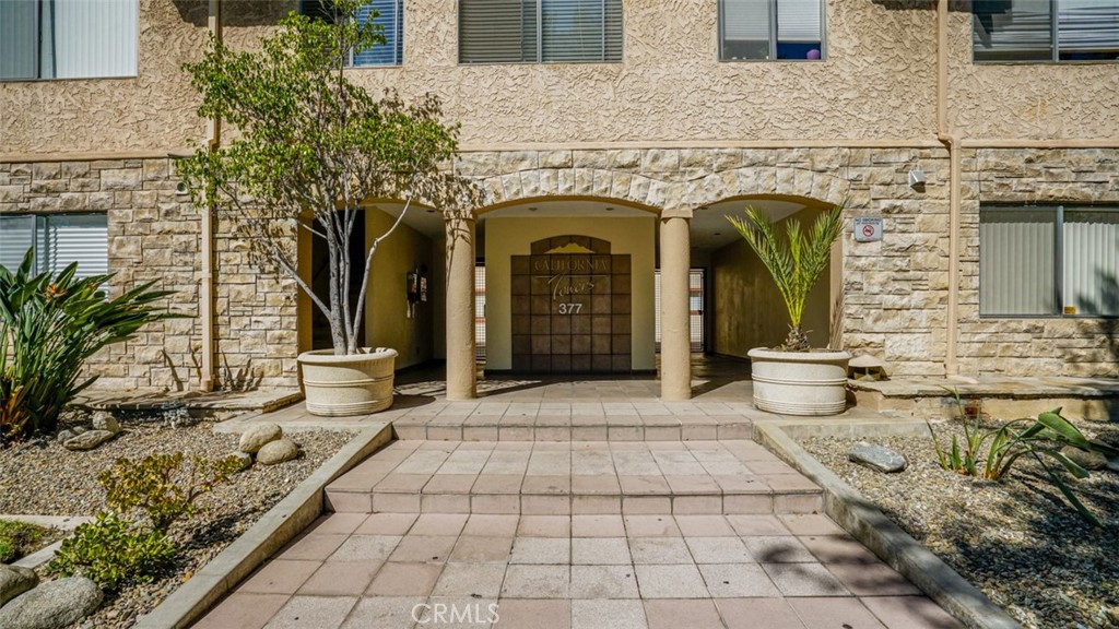 377 W California Avenue 27 Property Photo 4