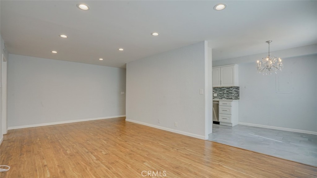 377 W California Avenue 27 Property Photo 13