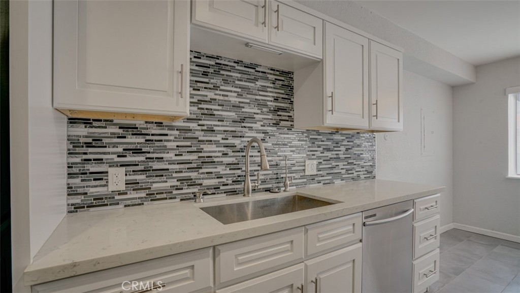 377 W California Avenue 27 Property Photo 19