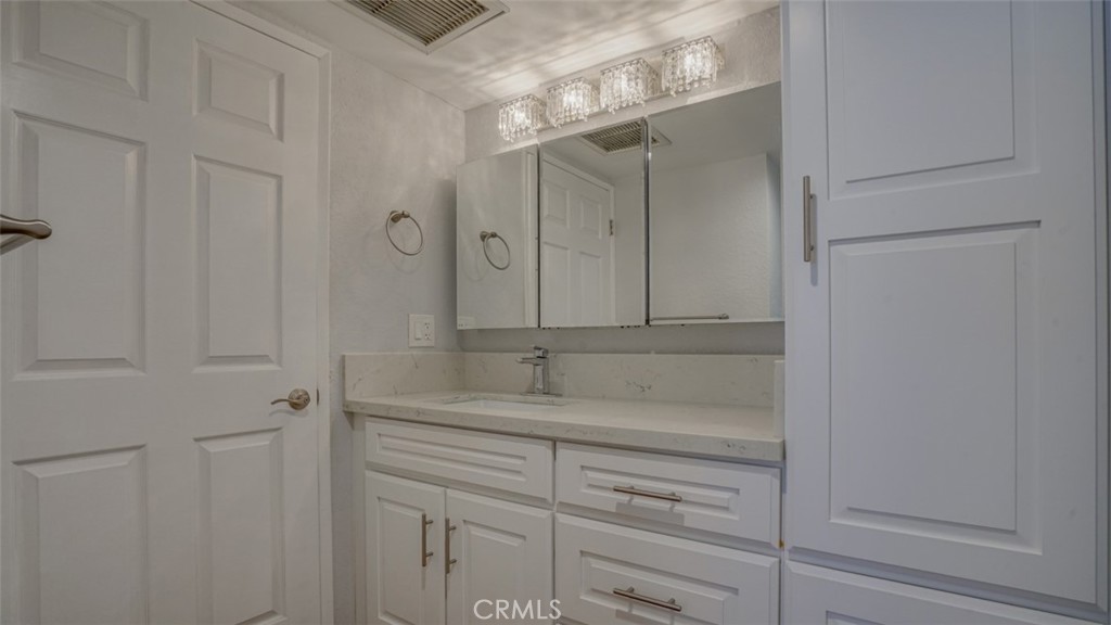 377 W California Avenue 27 Property Photo 21