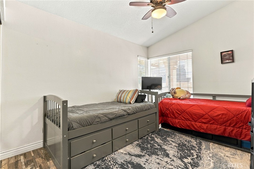 22856 Tamarack Property Photo 16