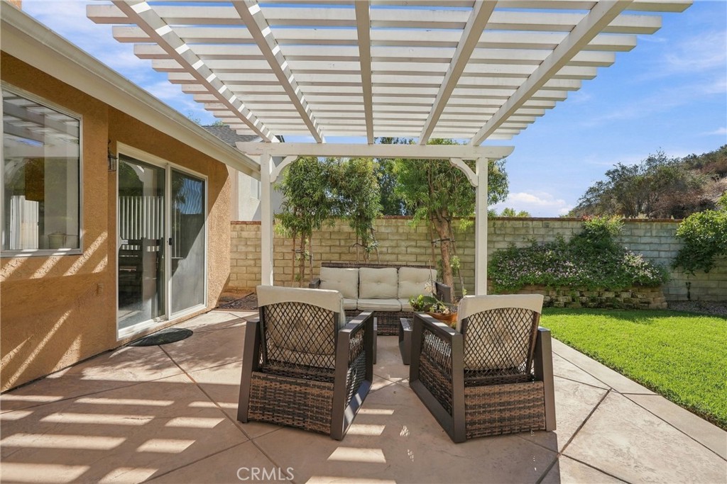 22856 Tamarack Property Photo 28