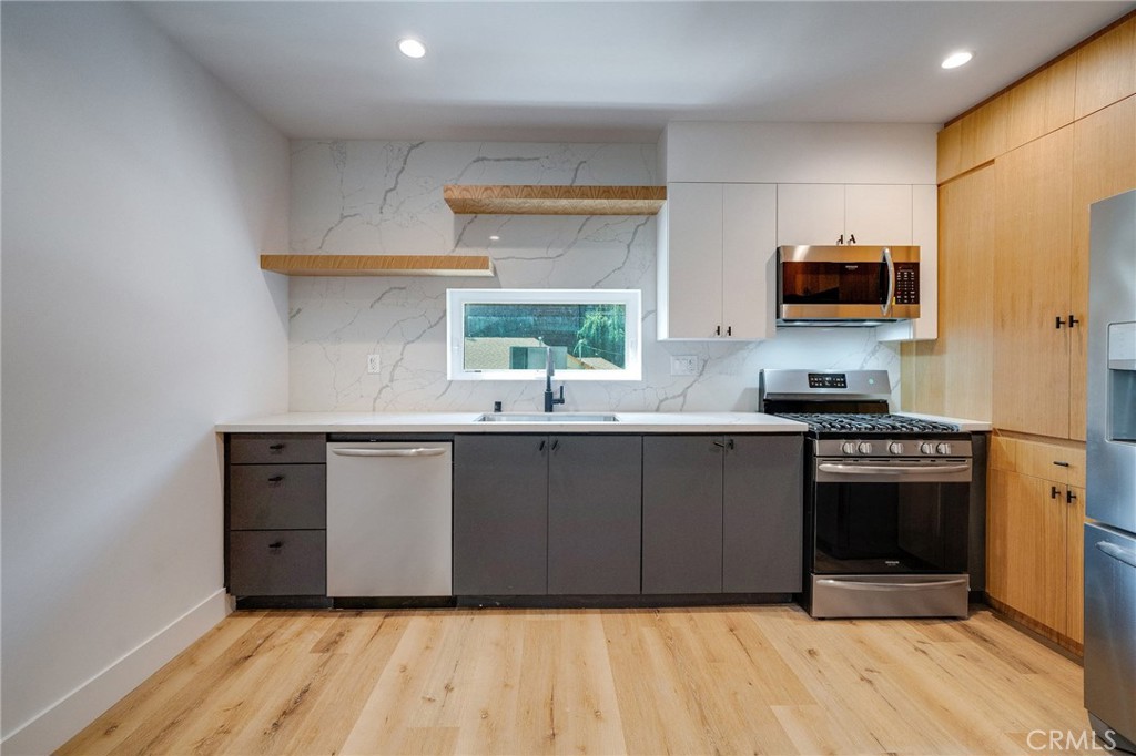 6201 La Mirada Avenue 4 Property Photo 1
