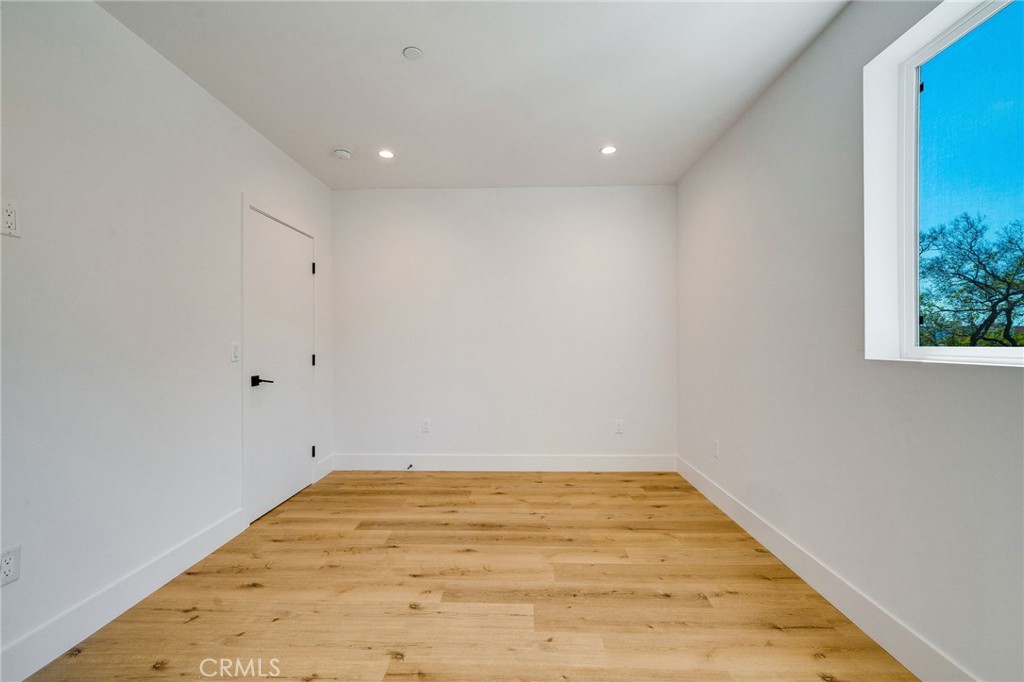 6201 La Mirada Avenue 4 Property Photo 7