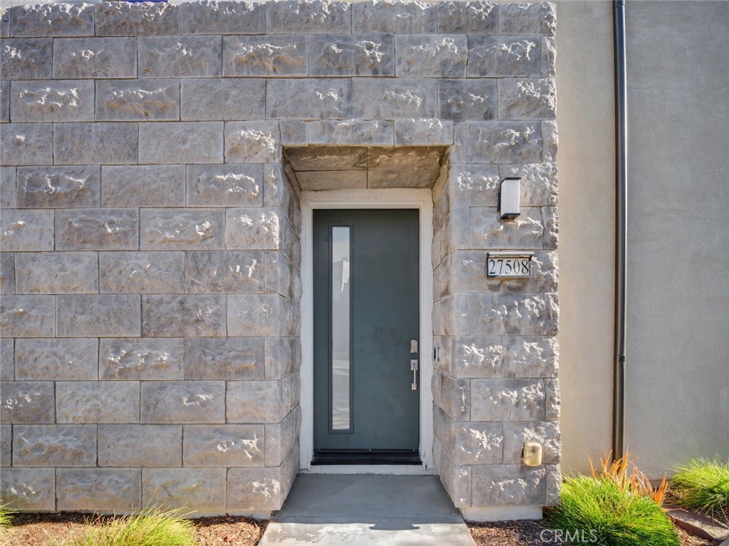 27508 Golden Currant Property Photo 4