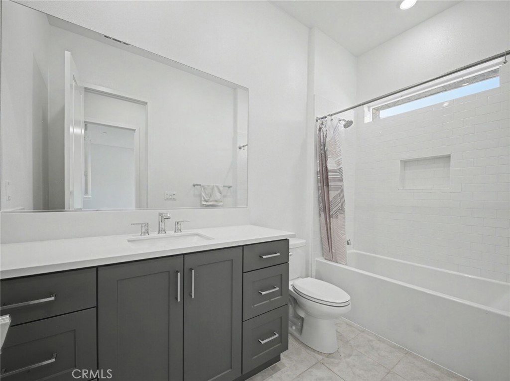 27508 Golden Currant Property Photo 27