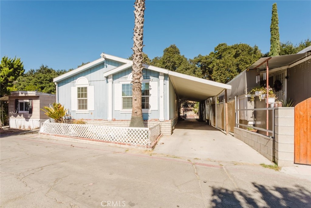 23450 Newhall Avenue 79 Property Photo 2