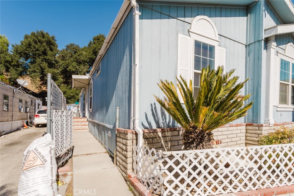 23450 Newhall Avenue 79 Property Photo 4