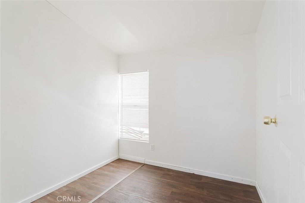 23450 Newhall Avenue 79 Property Photo 17