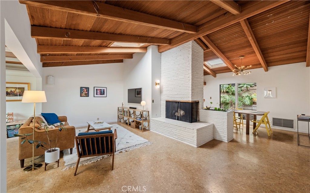 3858 Roble Vista Drive Property Photo 1
