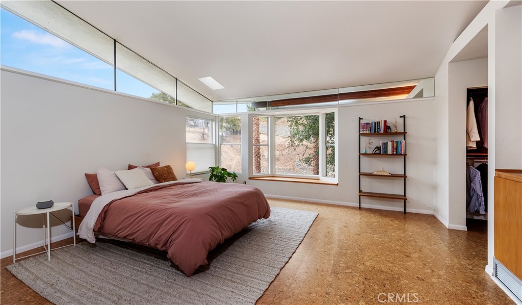 3858 Roble Vista Drive Property Photo 11