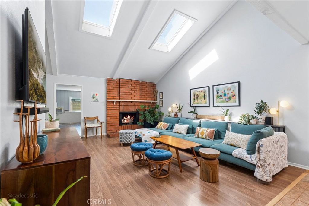 25303 Via Calinda Property Photo 2