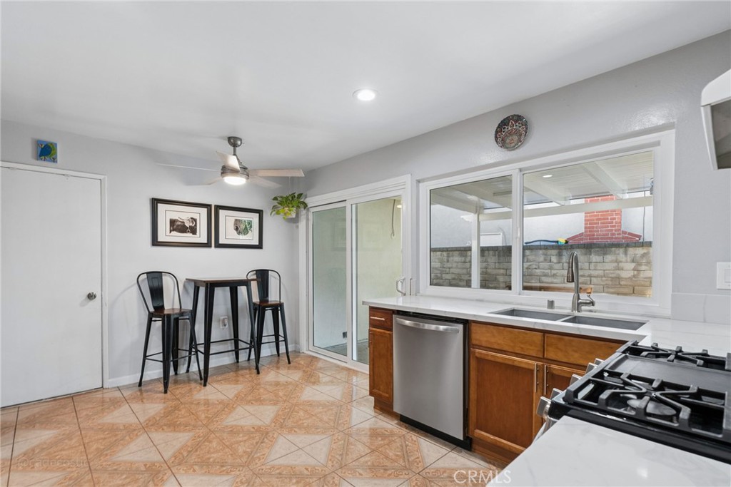 25303 Via Calinda Property Photo 9