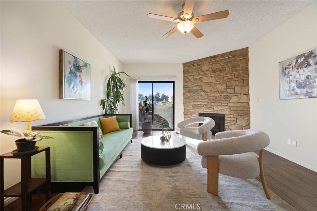 14050 Magnolia Boulevard 213 Property Photo 4