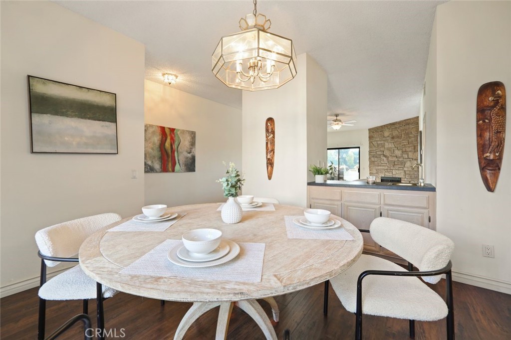 14050 Magnolia Boulevard 213 Property Photo 8