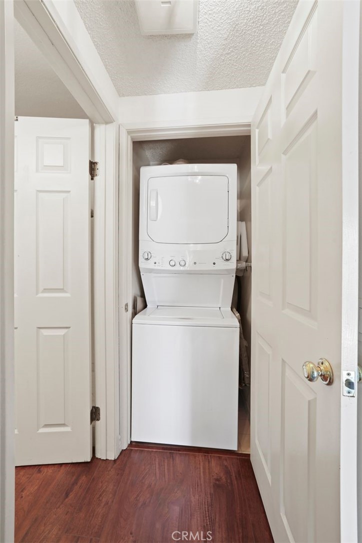 14050 Magnolia Boulevard 213 Property Photo 15