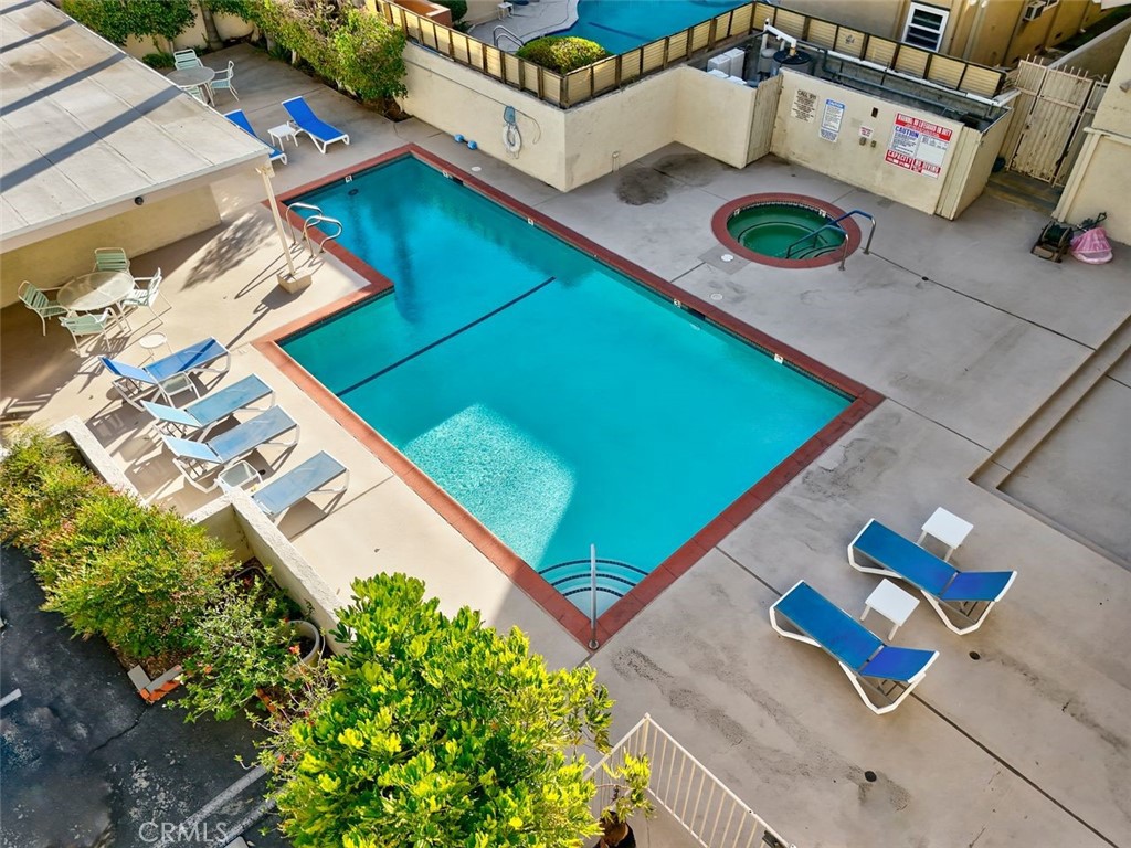 14050 Magnolia Boulevard 213 Property Photo 17