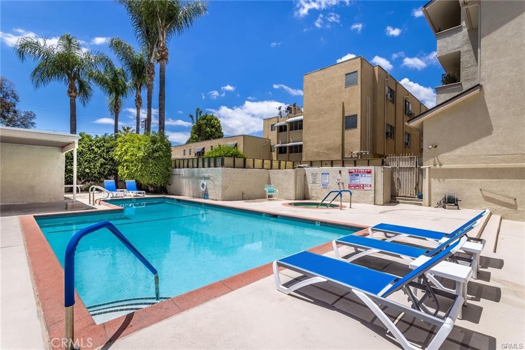 14050 Magnolia Boulevard 213 Property Photo 19