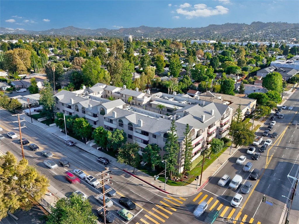 14050 Magnolia Boulevard 213 Property Photo 30