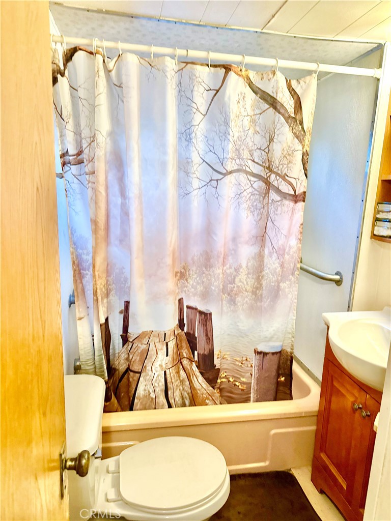 475 Thrush Drive 23 Property Photo 14
