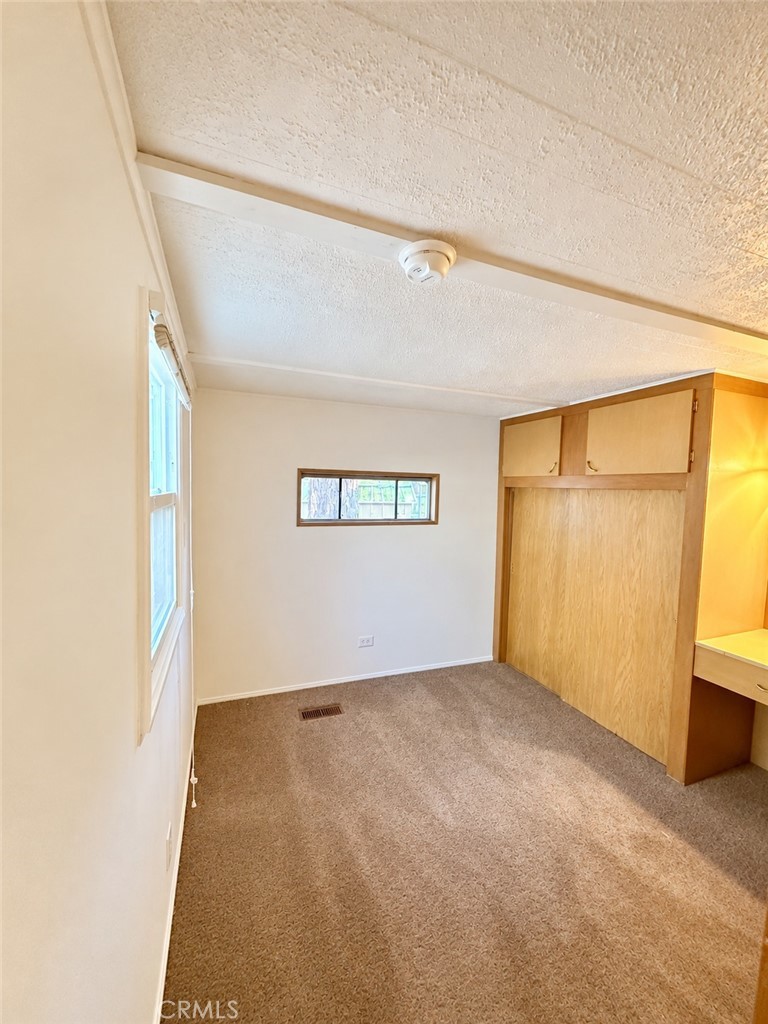 475 Thrush Drive 23 Property Photo 15