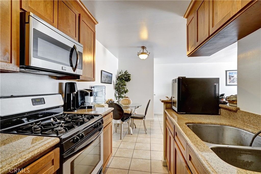 20327 Saticoy Property Photo 5