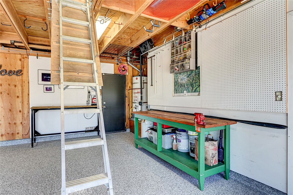 17002 Dearborn Property Photo 33
