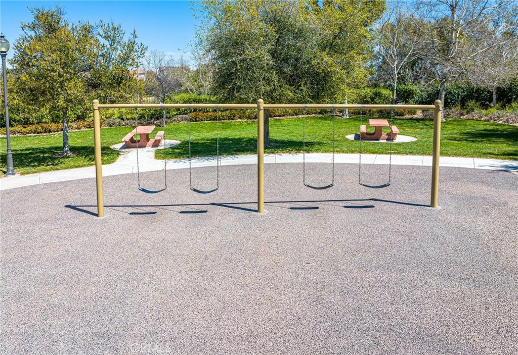 26584 Oak Terrace Place Property Photo 42