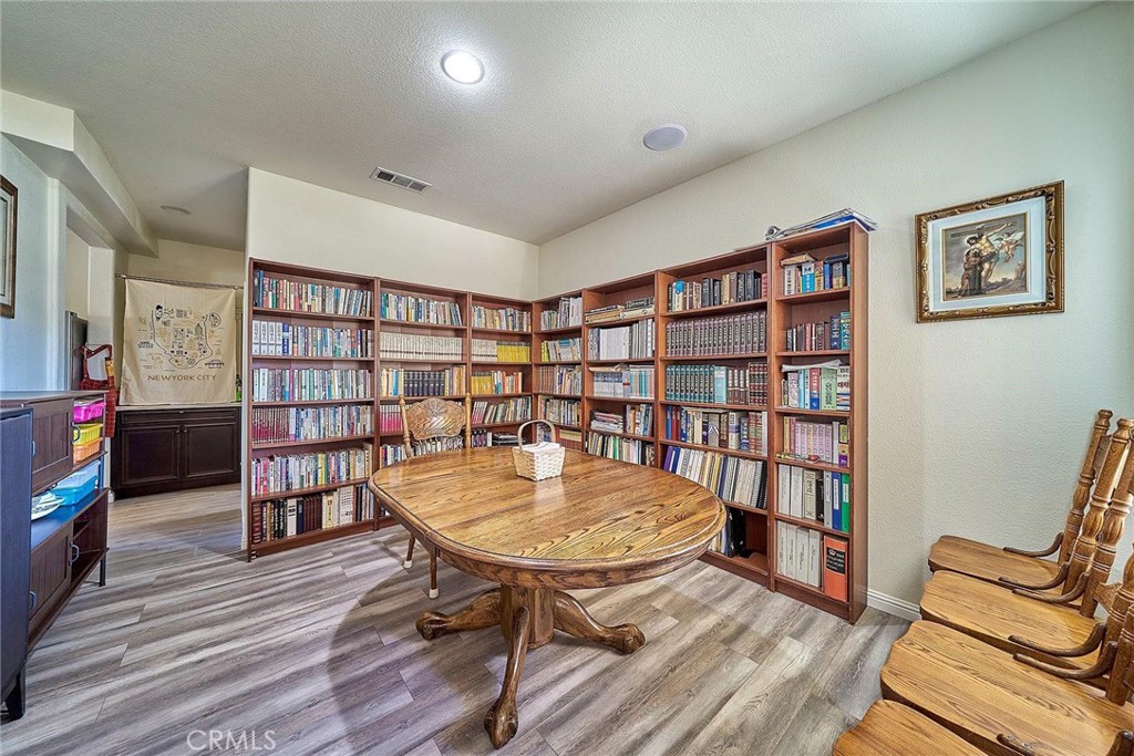 43521 Blossom Property Photo 7