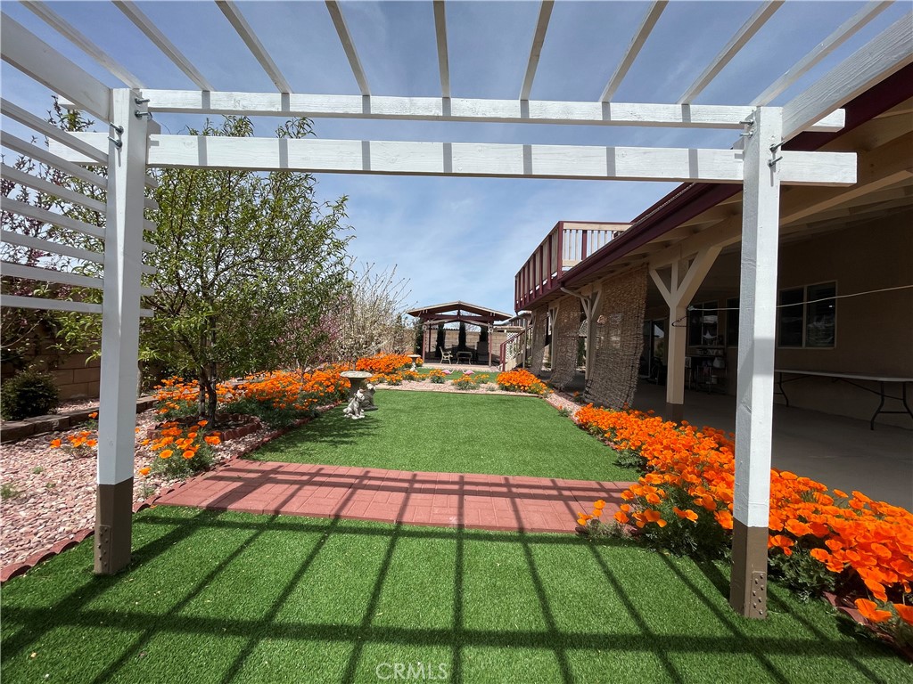 43521 Blossom Property Photo 32