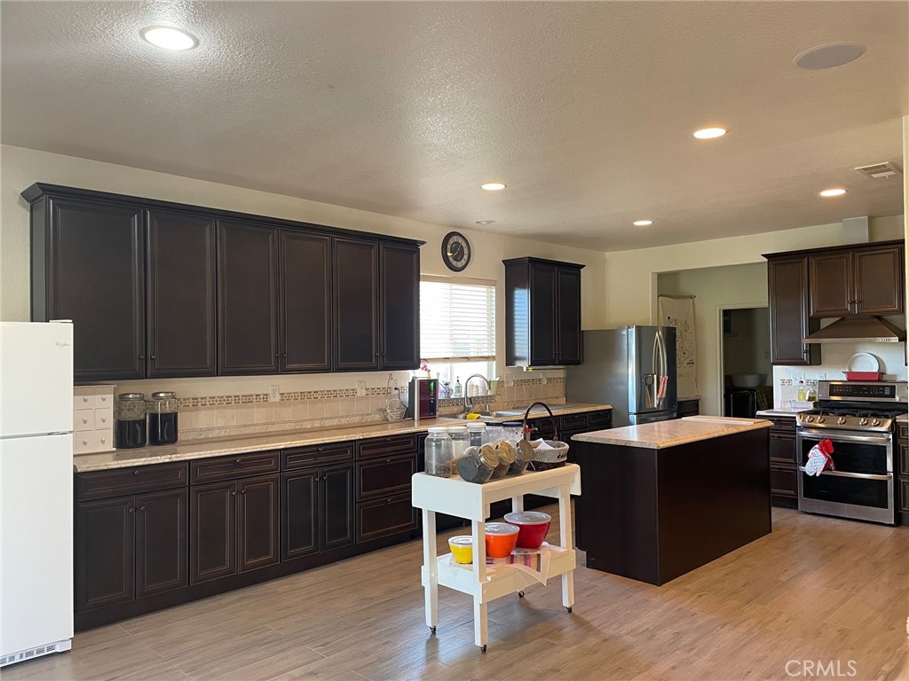 43521 Blossom Property Photo 33