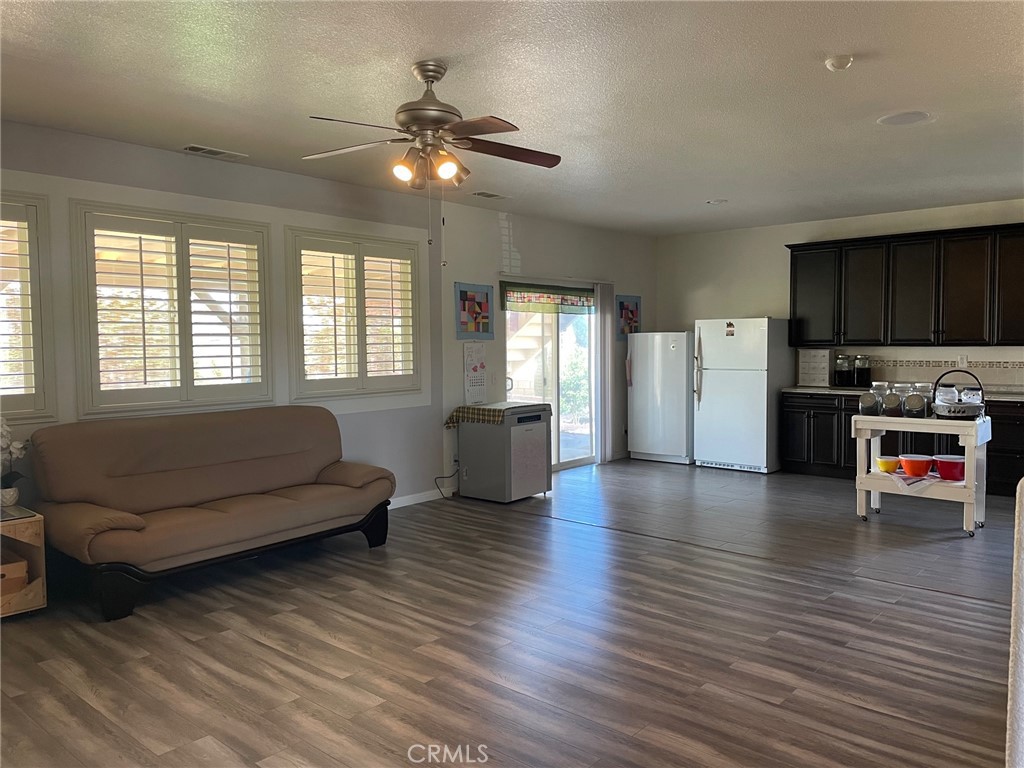 43521 Blossom Property Photo 35
