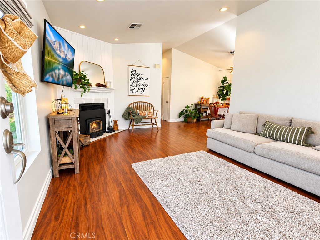 284 Heavenly Valley Property Photo 4