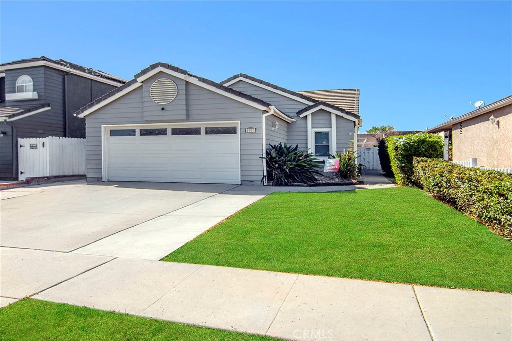2705 Shrubwood