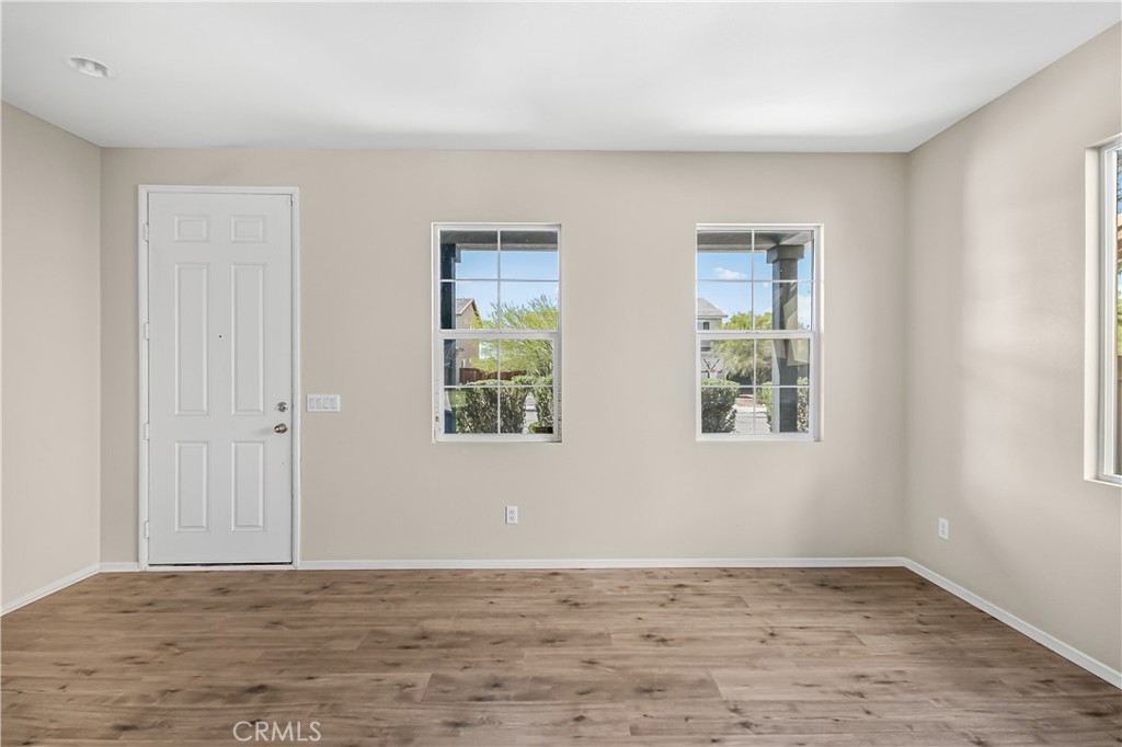 15077 Mateo Prado Property Photo 3